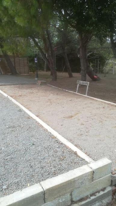 Gite Aux Aspres Logement De 65M² Fontcouverte  外观 照片